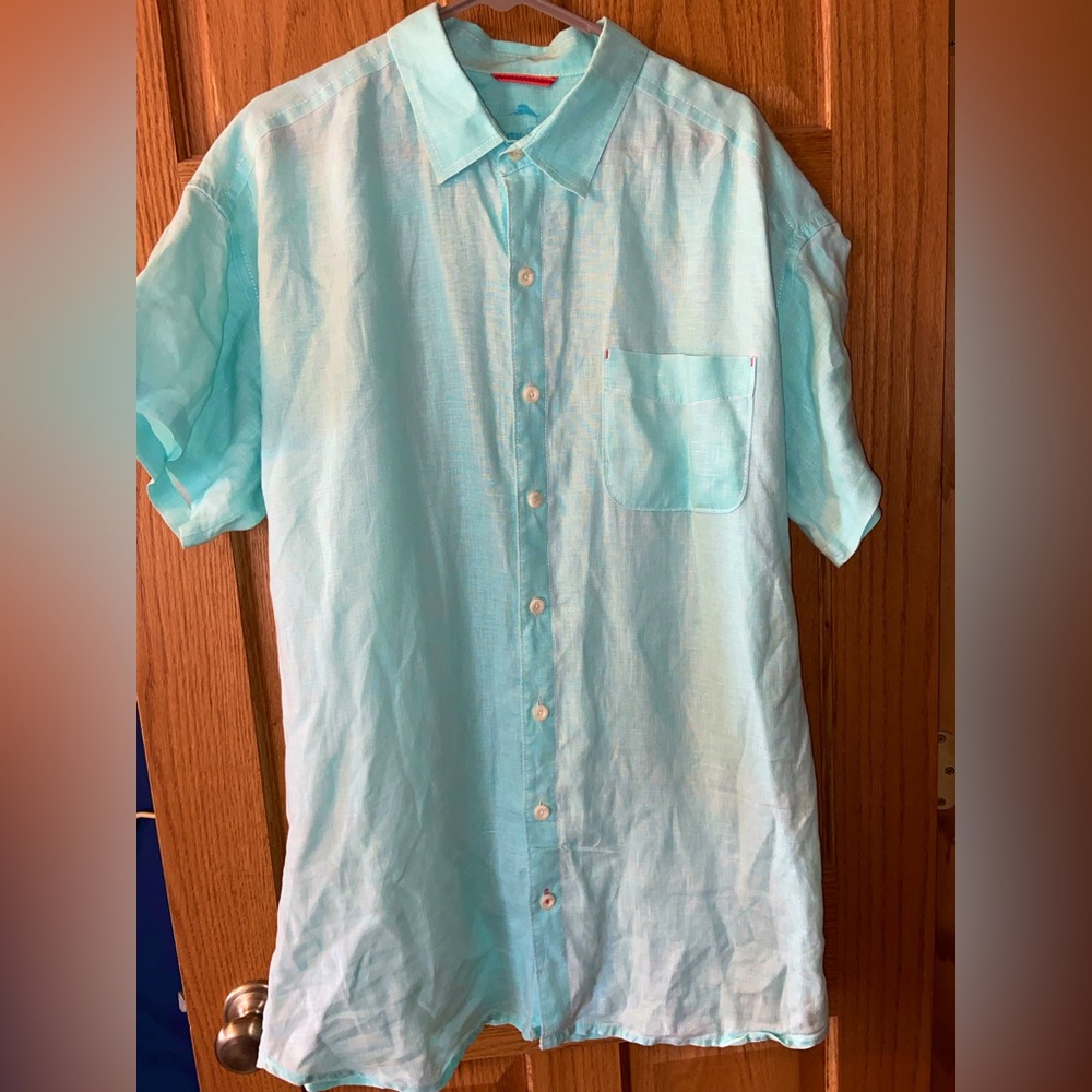Tommy Bahama Button Down